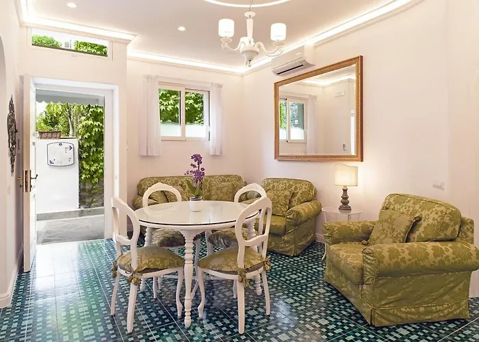 Apartment Lux 2br In View Terrace & Pool