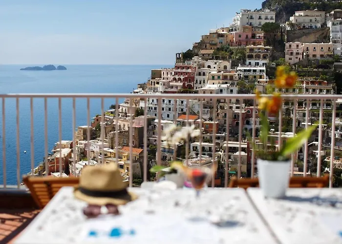 Lux 2br In View Terrace & Pool Apartment