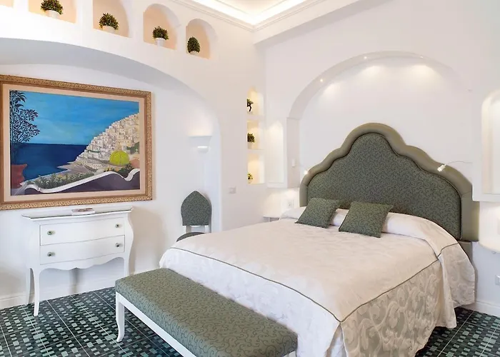 Lux 2br In View Terrace & Pool