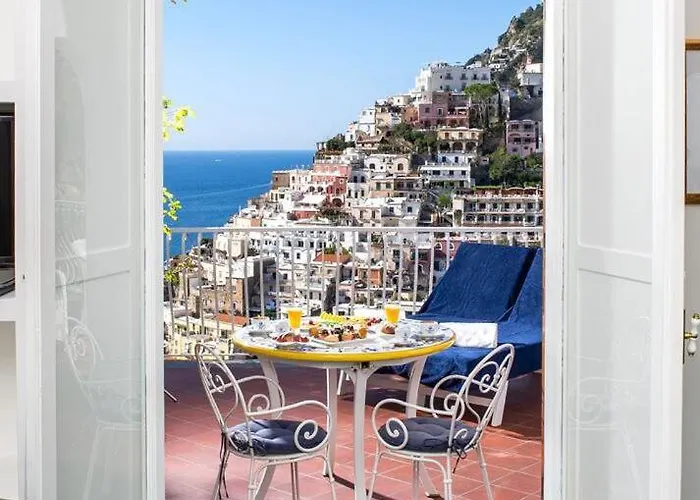 Lux 2br In View Terrace & Pool